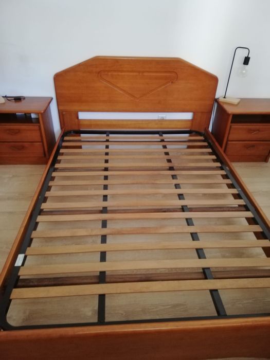 Mobilia de quarto completa em cerejeira