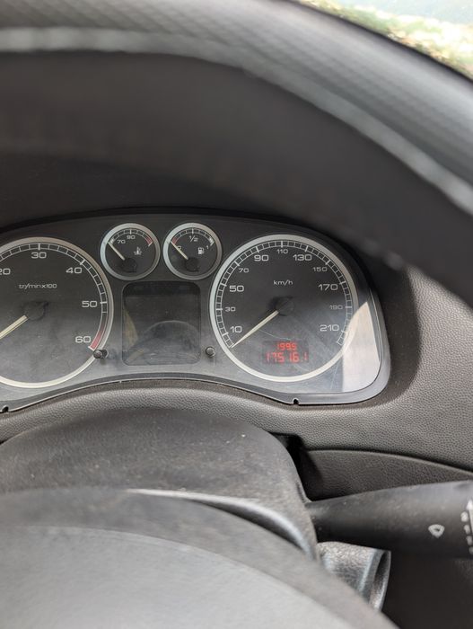 Peugeot 307, 2.0 HDI de 2002