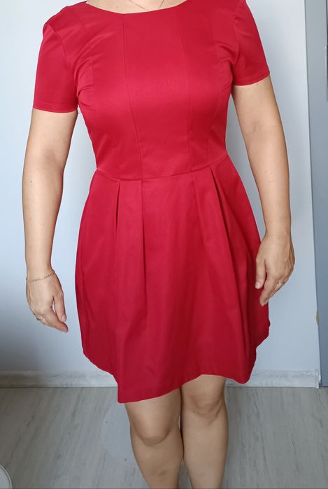 Czerwona sukienka