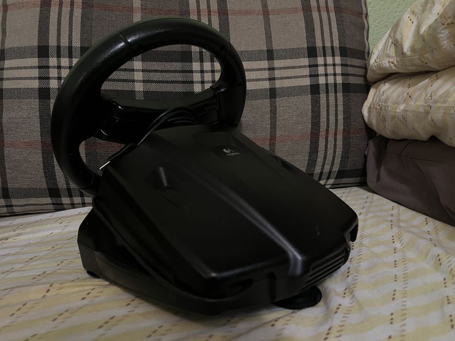 Logitech Formula Vibration Feedback Wheel