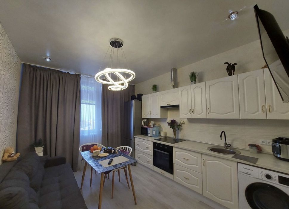 Аренда спальня и кухня студия жк Горизонт,Костанди Люстдорфская