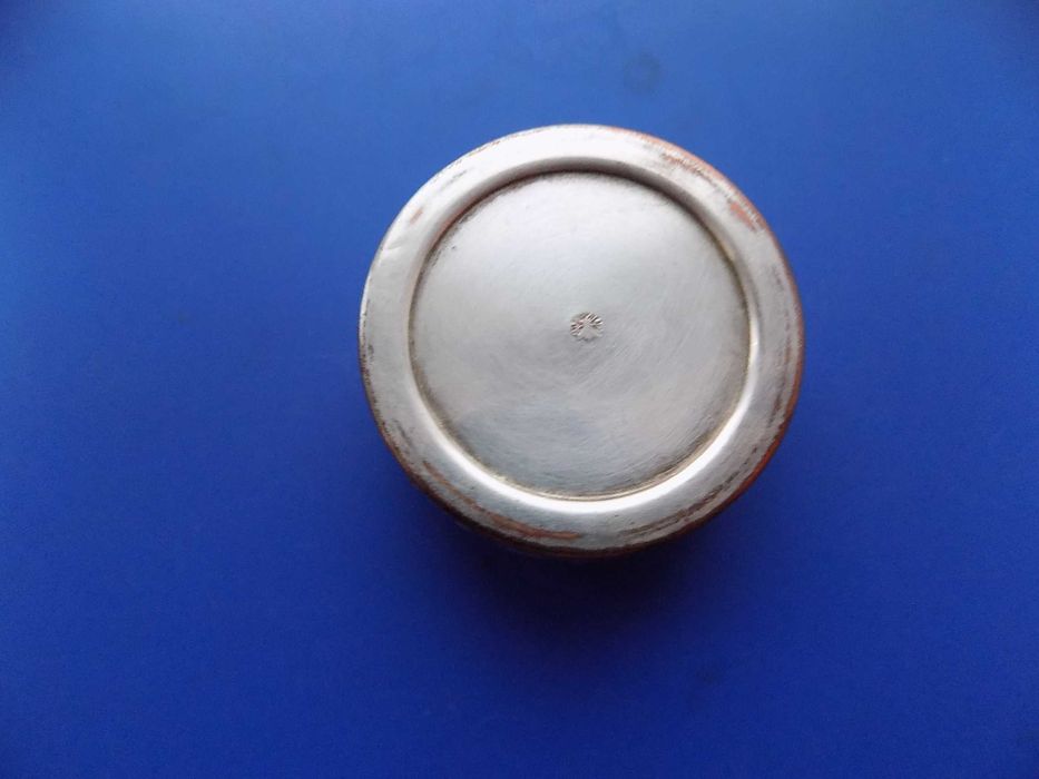 Старинная пудреница или таблетница посеребренная