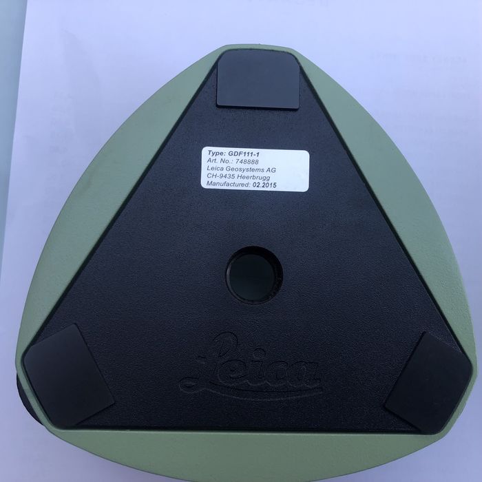 Base Nivelante com e sem Prumo óptico