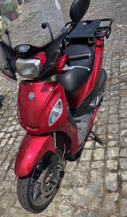 Vendo Motos 125  suzuki ou  sym