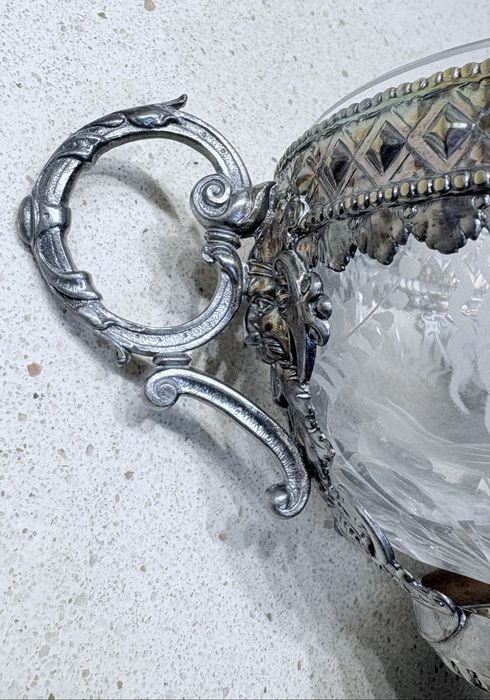 Rara antiga taça  WMF Arte Nova de caviar ou outro com banho em prata