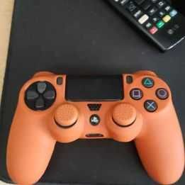 PS4 Pro 1TB 4K Coleção Uncharted Caixa Original