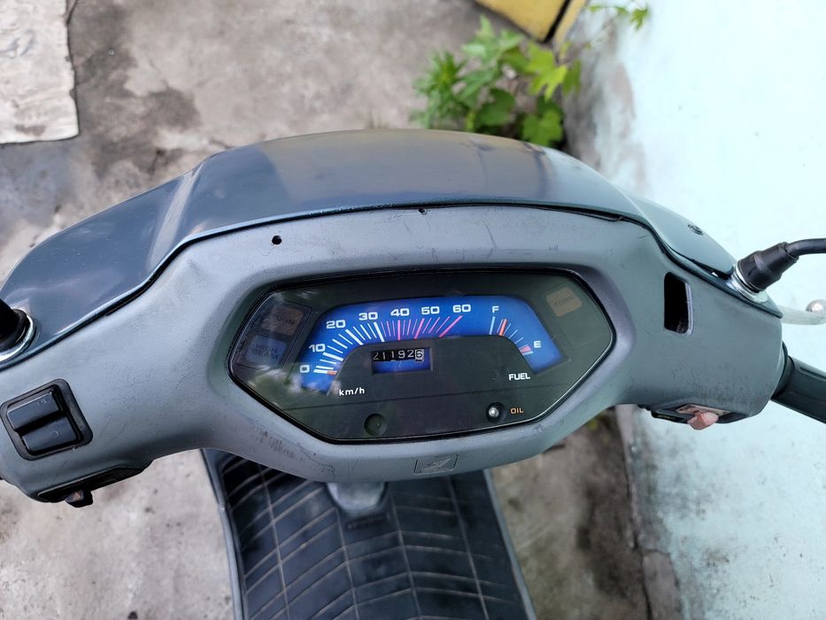 Продам мопед Honda lead 90 (AF20,HF 05)з документами