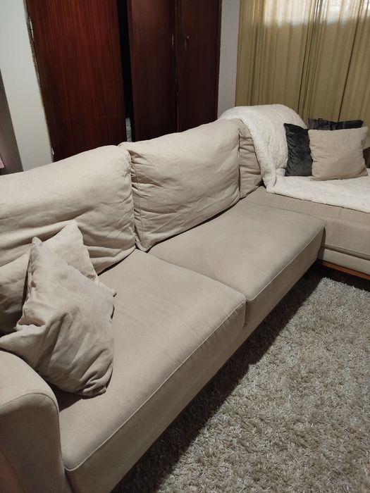 Sofá com Chaise JOM