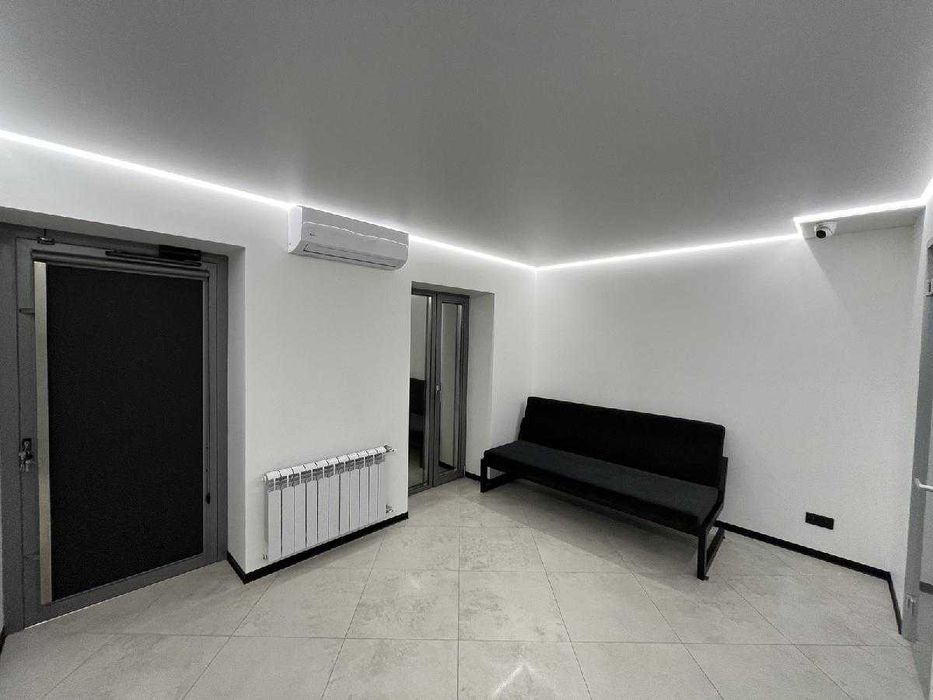 Комерційне приміщення по вул. Незалежності