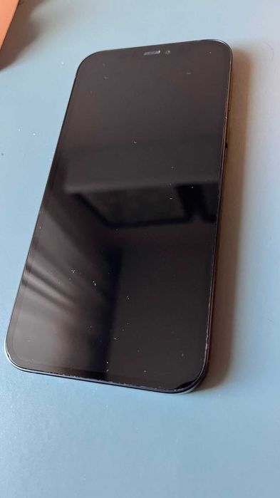 IPHONE 12 . 64mb