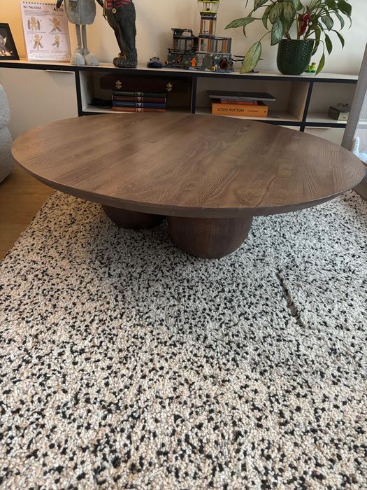 Stolik kawowy marki wood-I / Jesion