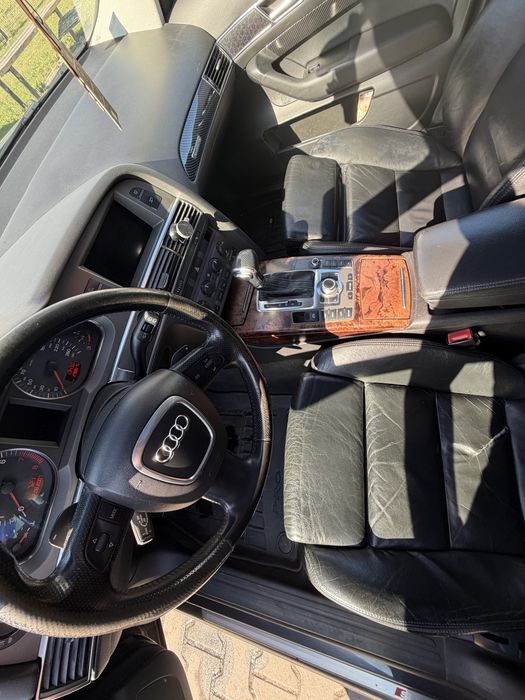 Audi a6 c6  3.2 fsi 255 km