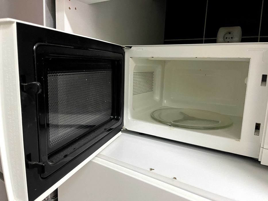 Micro-ondas KUNFT 20 L 20€