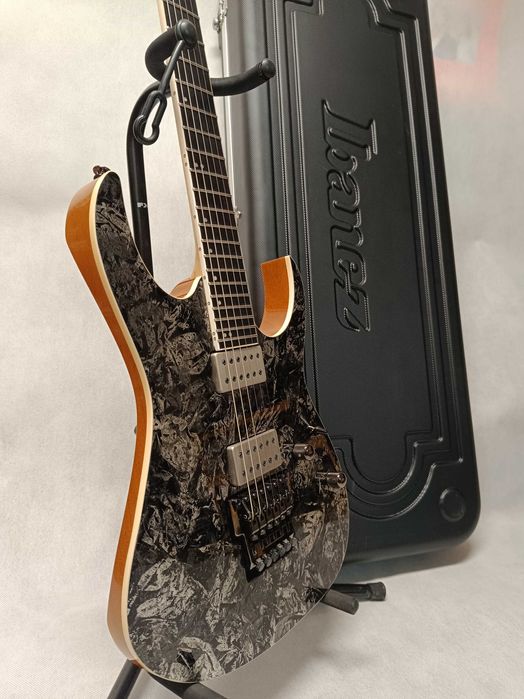 Ibanez Prestige RG5320-CSW Cosmic Shadow