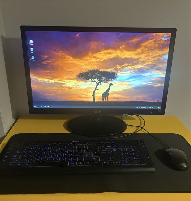 Intel Pentium CPU G3240 3.10GHz, AMD Radeon R7, 8RAM, 1 TB HDD