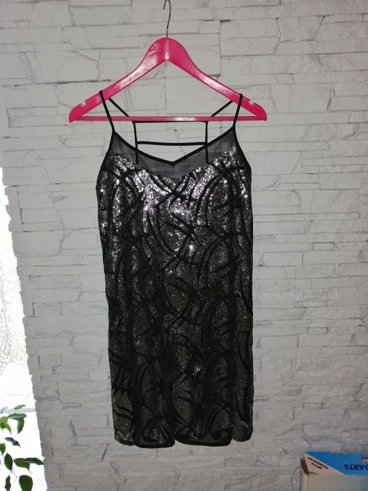 Sukienka Mała czarna atmosphere