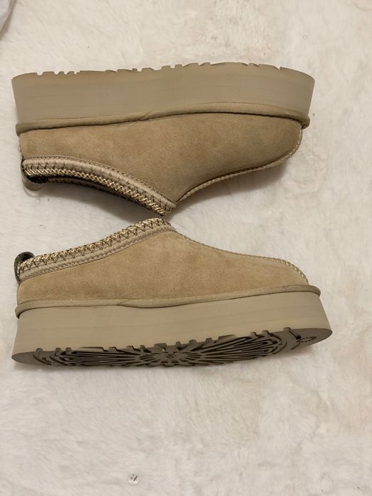 Ugg pantufas bege 39