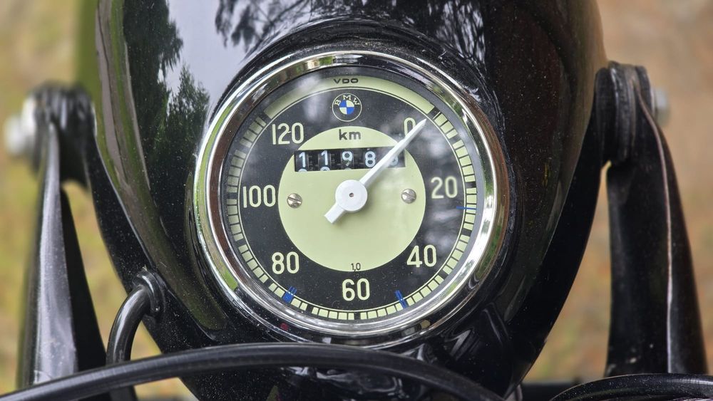 BMW R25 R25/3 klasyk pięknie odrestaurowany z dokumentami sprawny R26 R27