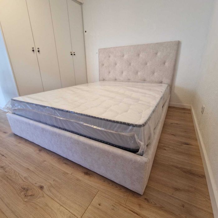 Camas de Casal Estofadas de Luxo 199€ Disp. em Várias Cores! 190x140m!