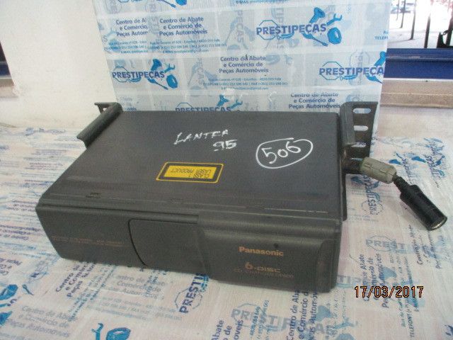 Rádio / auto-rádio HYUNDAI Lantra II Wagon (J2/RD)