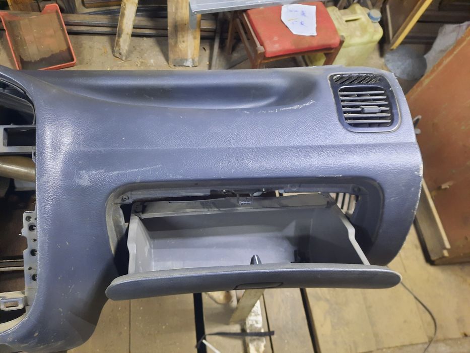 Пластик салона ланос