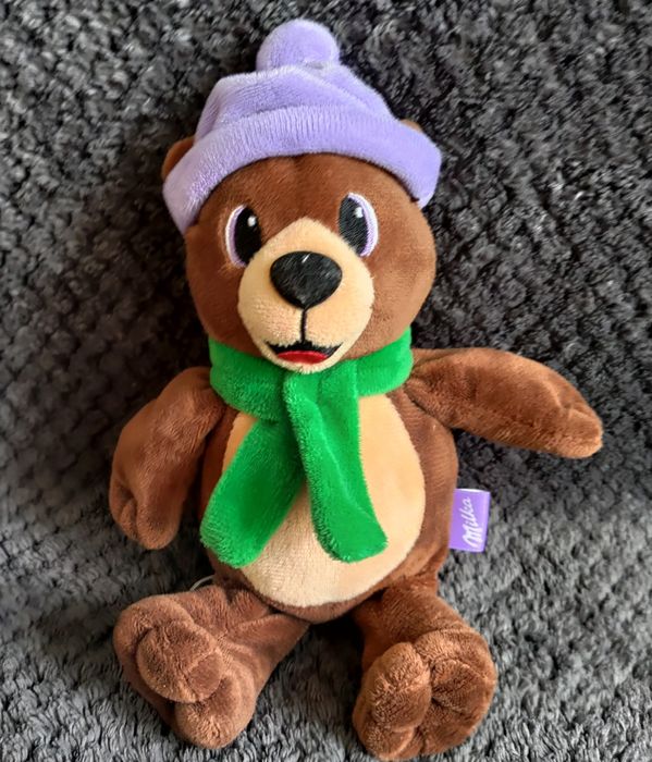 Kolekcja Milka przytulanka miś niedźwiadek