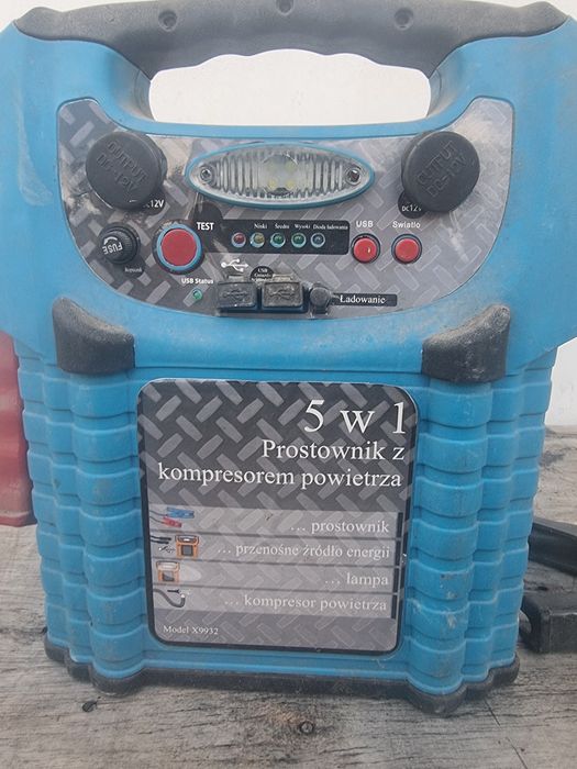 Prostownik Kompresor 12V 5w1