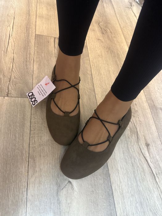 (40) Asos Design/ Zielone khaki baleriny z Londynu, Nowe