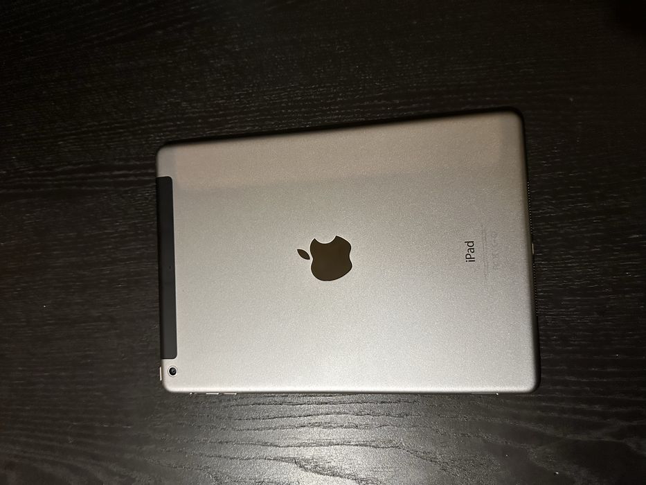 iPad Air 1 – 16GB – Modelo A1475 (Wi-Fi) – Sem nenhum risco