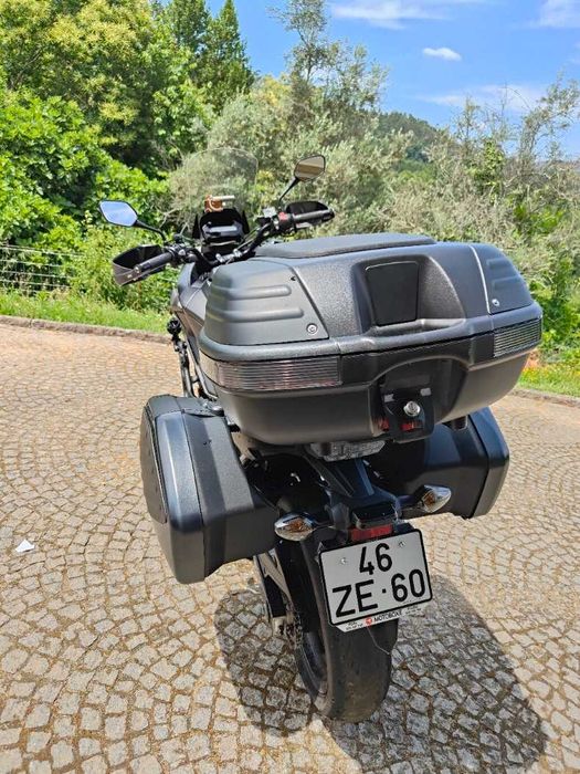 Honda NC 750X (2019) – 22.000 km – Com muitos extras!