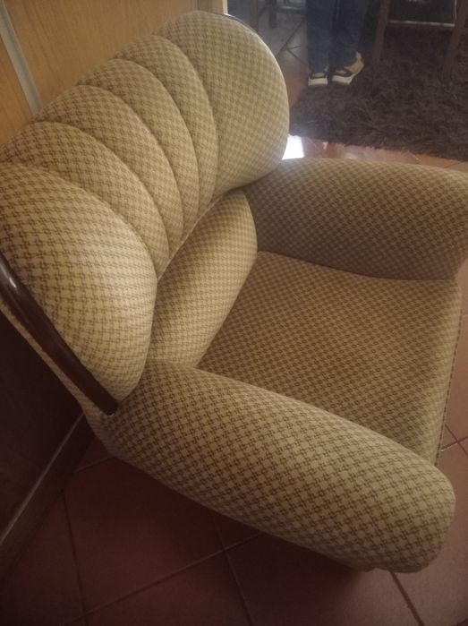 Sofá cama com pouco uso