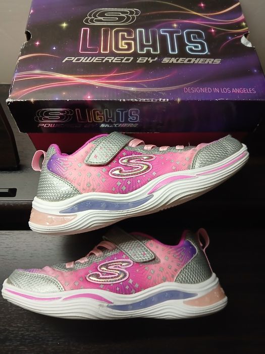 Кросівки skechers 35 р( 23 см) б/у
