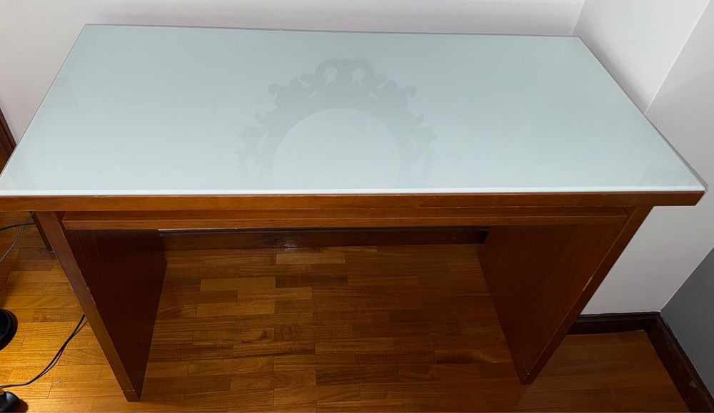 Secretaria em cerejeira