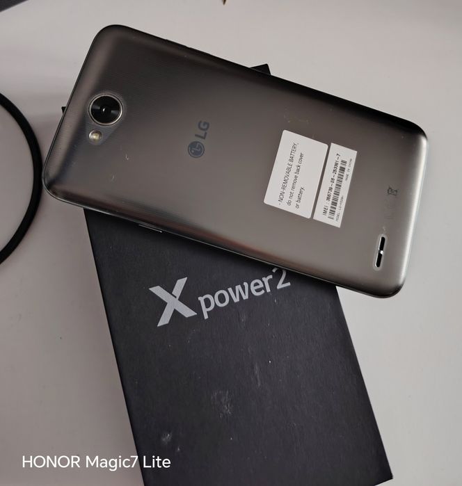 Telefon komórkowy LG Xpower 2  stan idealny zresetowany