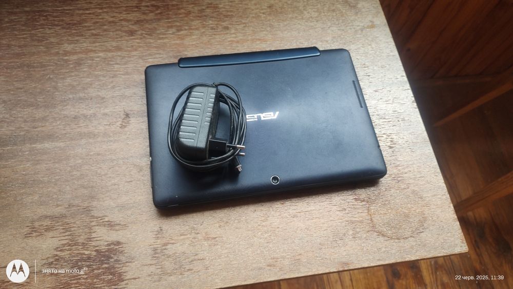 Планшет Asus Eee Pad Transformer TF300T 32GB WIFI