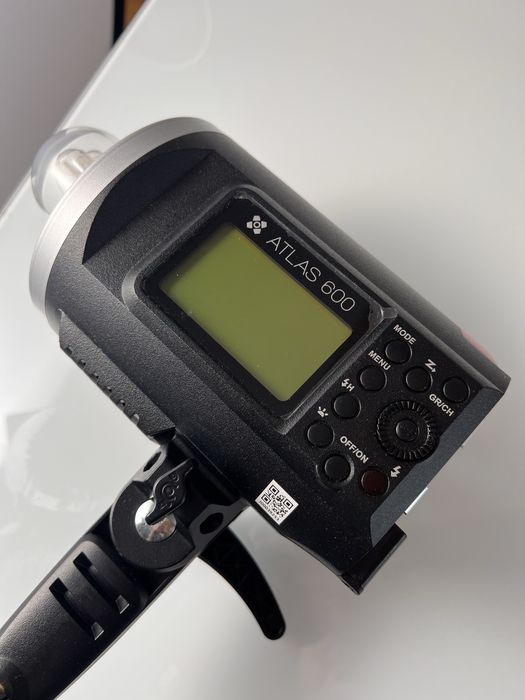 Lampa błyskowa Quadralite Atlas 600