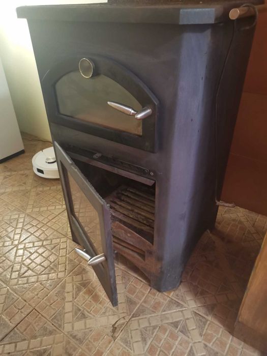 Bronpi Monza – Fogão a lenha com forno e aquecimento – tubos incluídos - 350€ negociável - Burlões por favor não liguem
