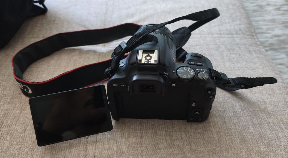 Canon EOS Canon EOS 200D e Lente Canon EF-S 18-55mm