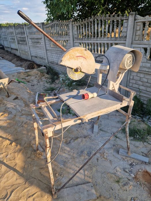 Maszyna do cięcia stali,kostki brukowej i drewna