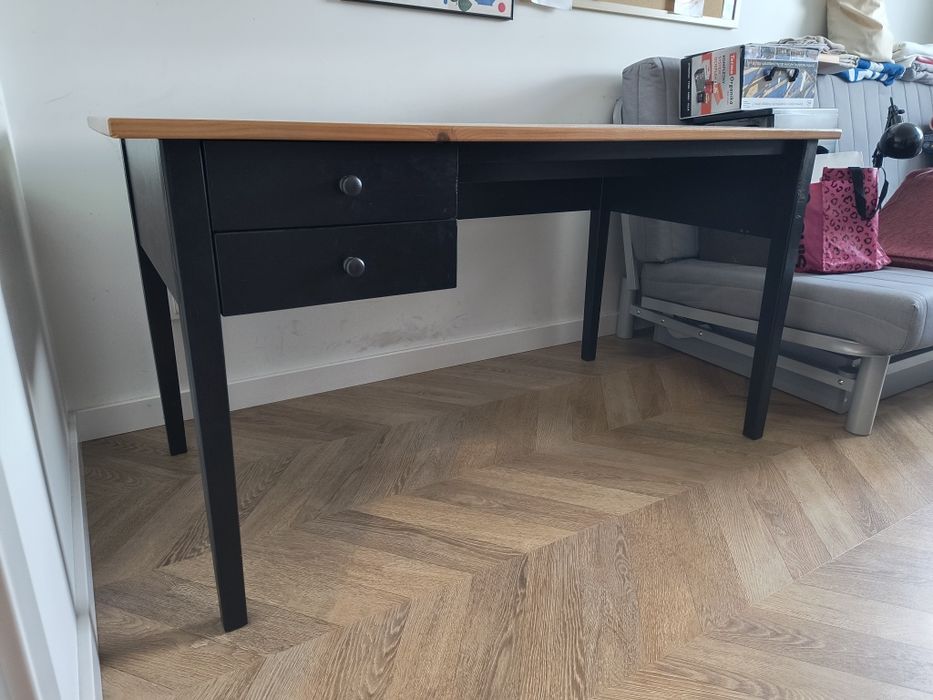 Biurko ARKELSTORP Ikea, lite drewno