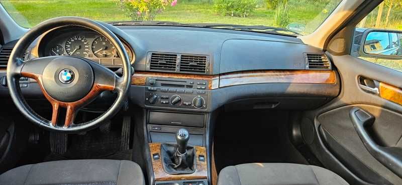 samochód osobowy BMW E46 320I