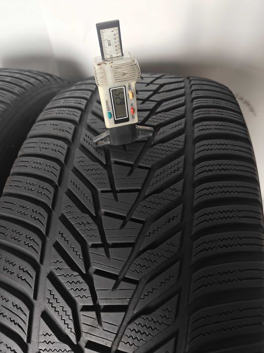 Шини зимові 2шт 275/45 R20 Hankook Winter ICept Evo³