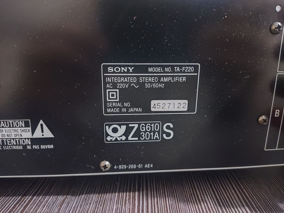 Sony TA-F220 Czarny zadbany
