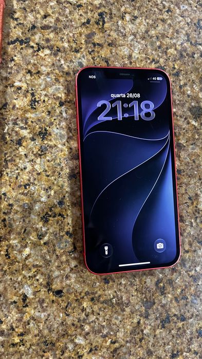 Vendo Iphone 12 Vermelho