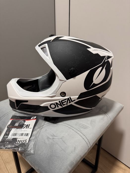 Продам кросовий шолом Oneal розміром L