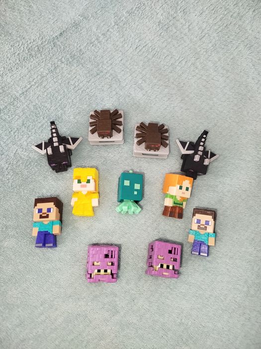 Фігурки Кіндер джой майнкрафт