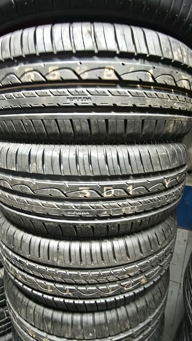 Pneus  195/50/15