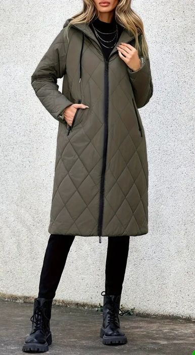 Куртка жіноча   з капюшоном