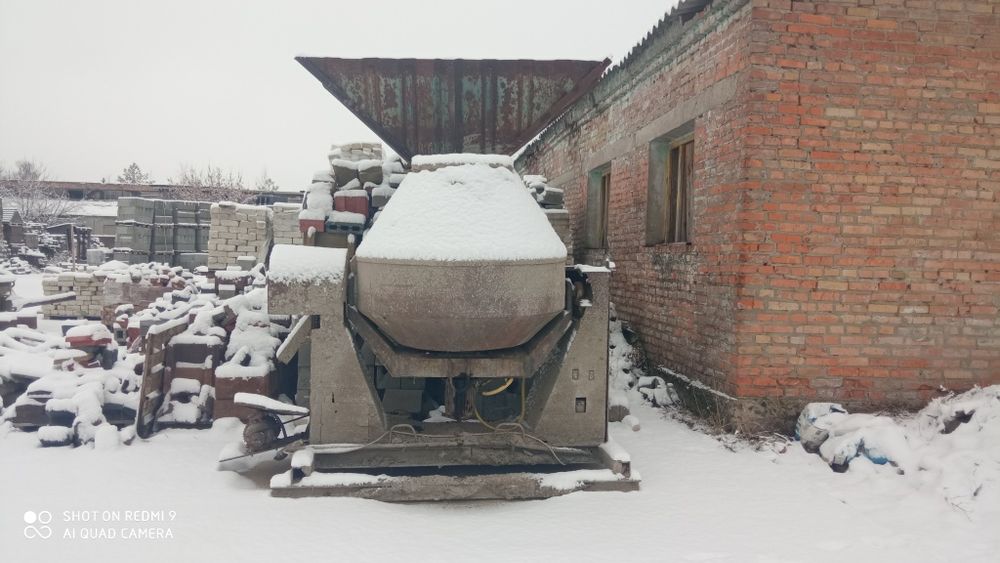 Бетонозмішувач 1м3..розчинозмішувач 2 м3озмішувач..3м3 бочка 25м3 для