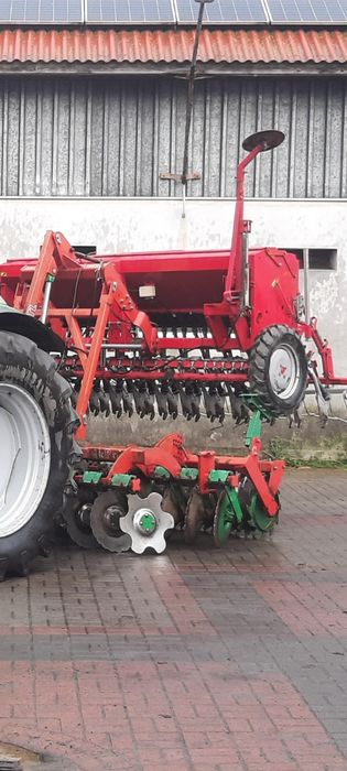 Zestaw uprawowo-siewny Unia Ares Kongskilde Demeter